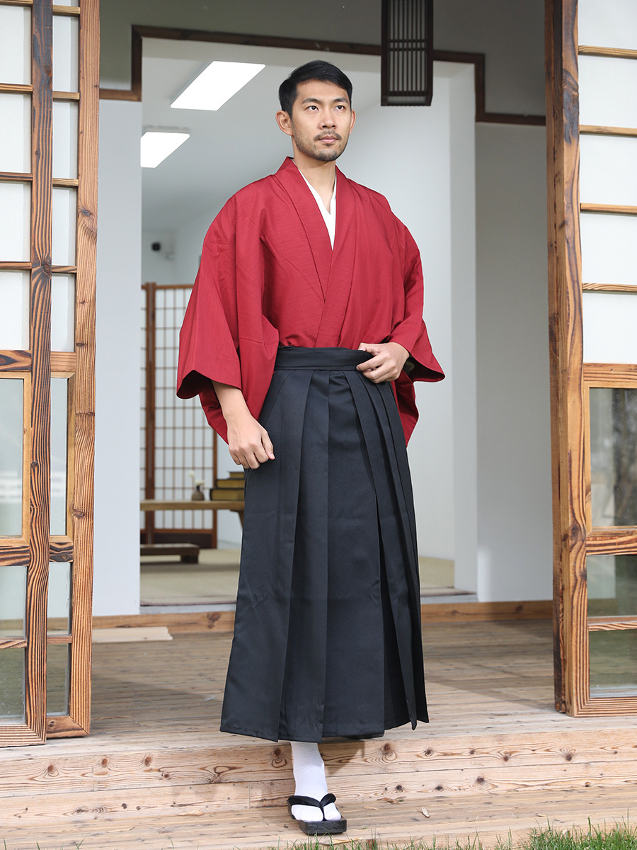 Traditional Japanese Men'S Formal Wear - Set Kimono Tradisional Jepang Pria, Hakama