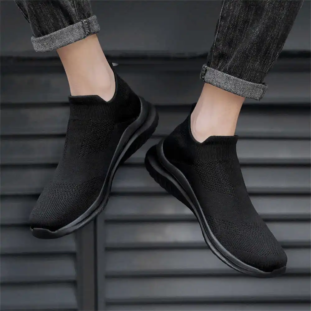Formal Men Daily Wear Slippers - Sepatu olahraga pria, krem lembut baru