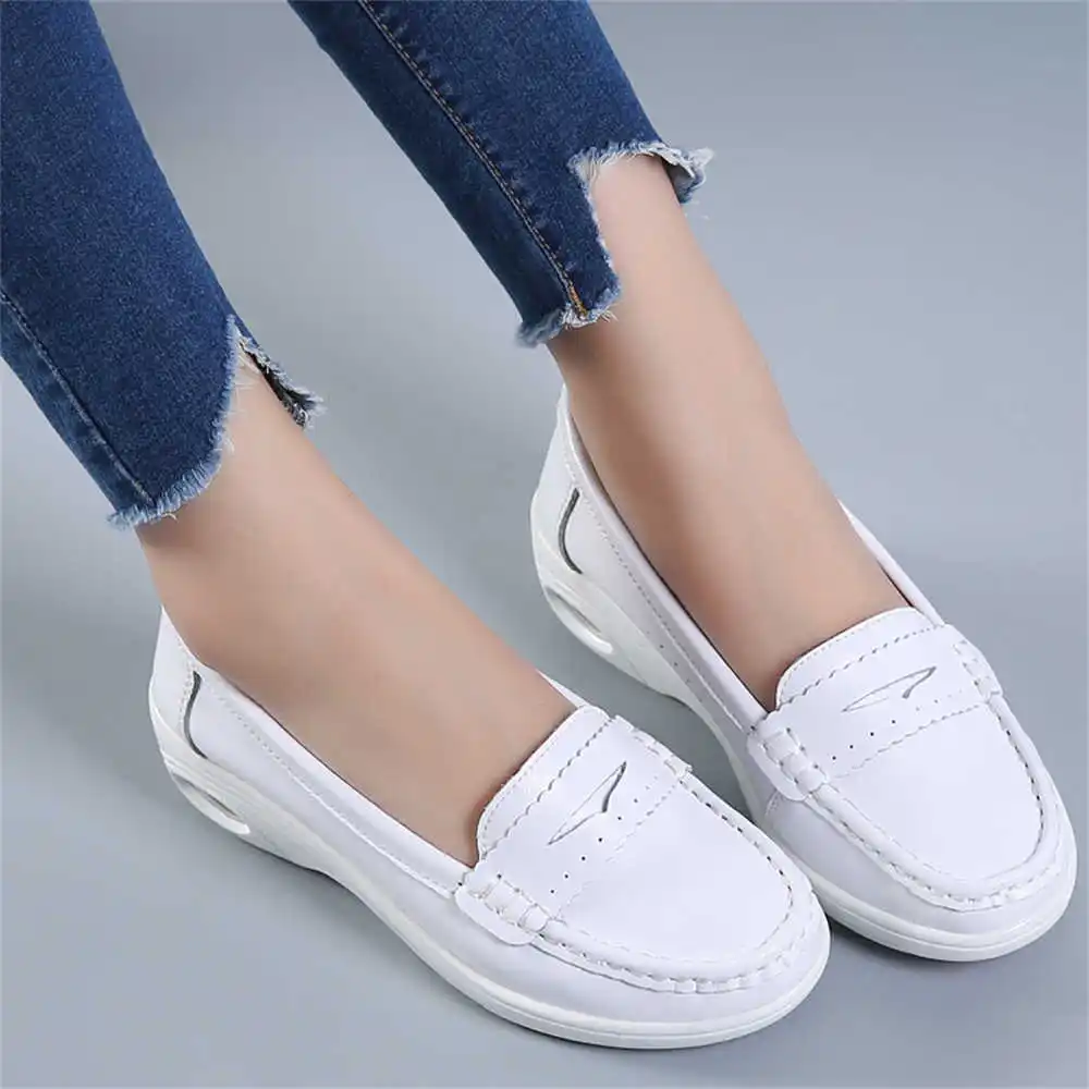 Sepatu sol tebal SLIP ON latih - Formal Men Daily Wear Slippers ulasan dan harga