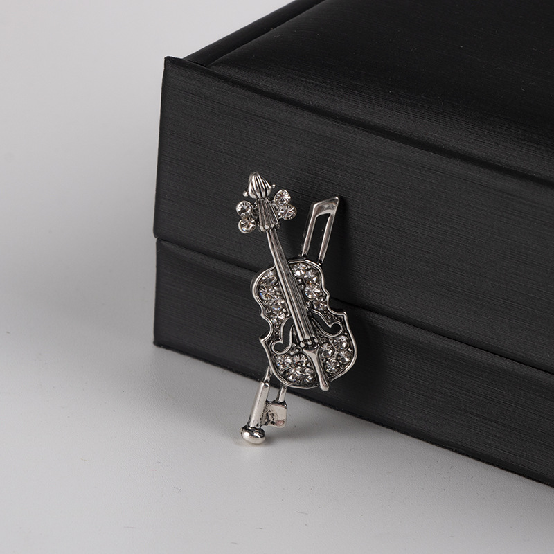 Bros biola kristal, peralatan  - Tuxedo Lapel Pin ulasan dan harga