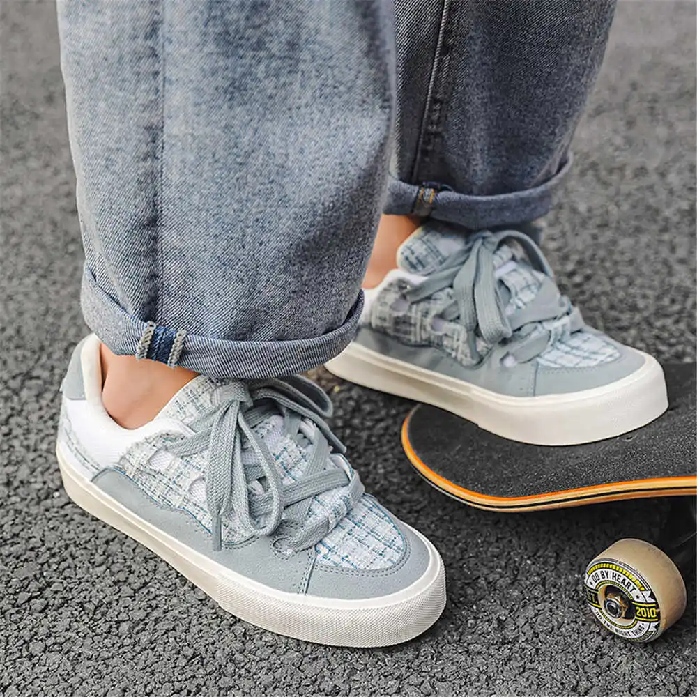 Sepatu bot krem wanita, dengan - Formal Men Daily Wear Slippers ulasan dan harga
